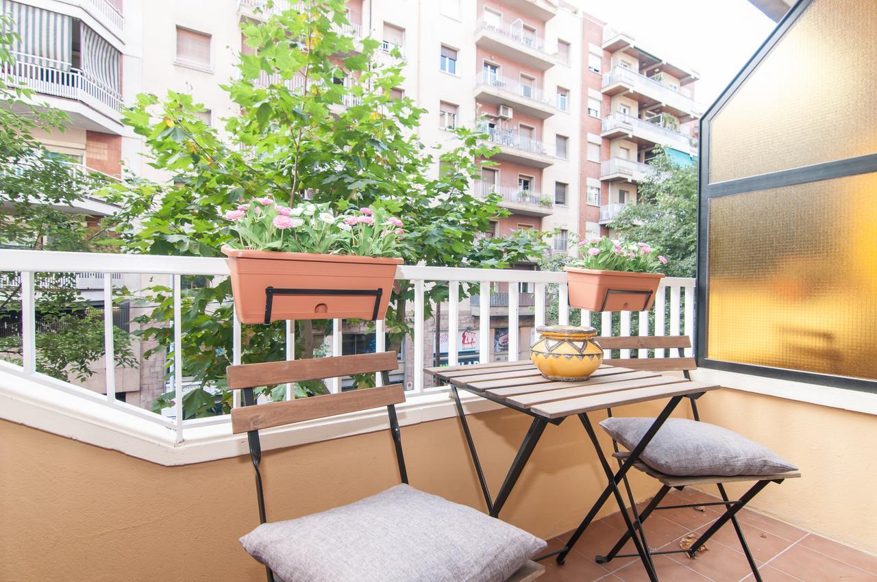 Montaber Apartments - Sagrada Familia Barcellona Esterno foto