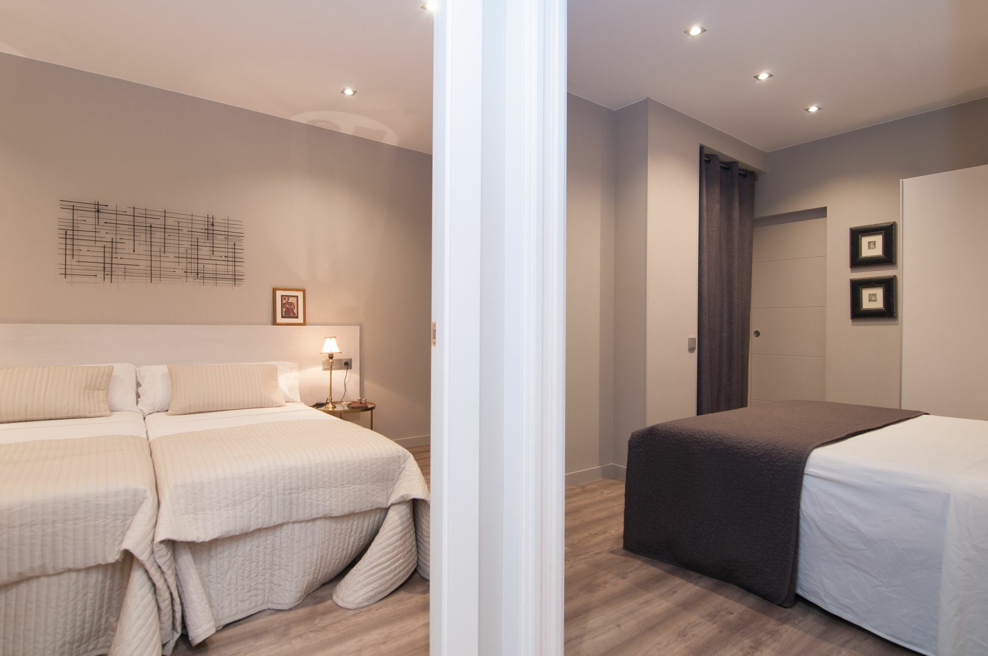Montaber Apartments - Sagrada Familia Barcellona Esterno foto