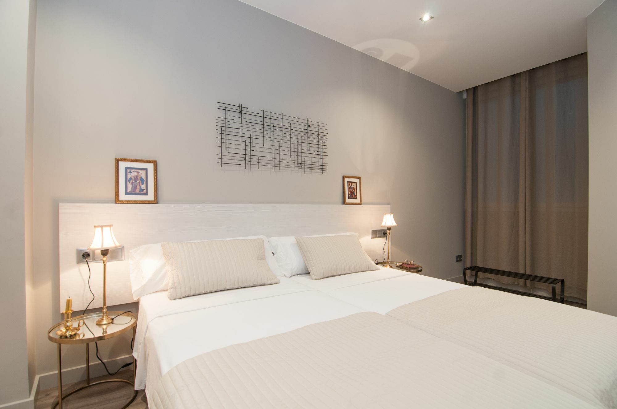 Montaber Apartments - Sagrada Familia Barcellona Esterno foto